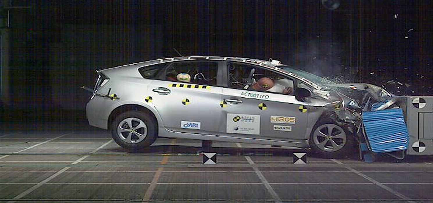 TOYOTA TOYOTA PRIUS