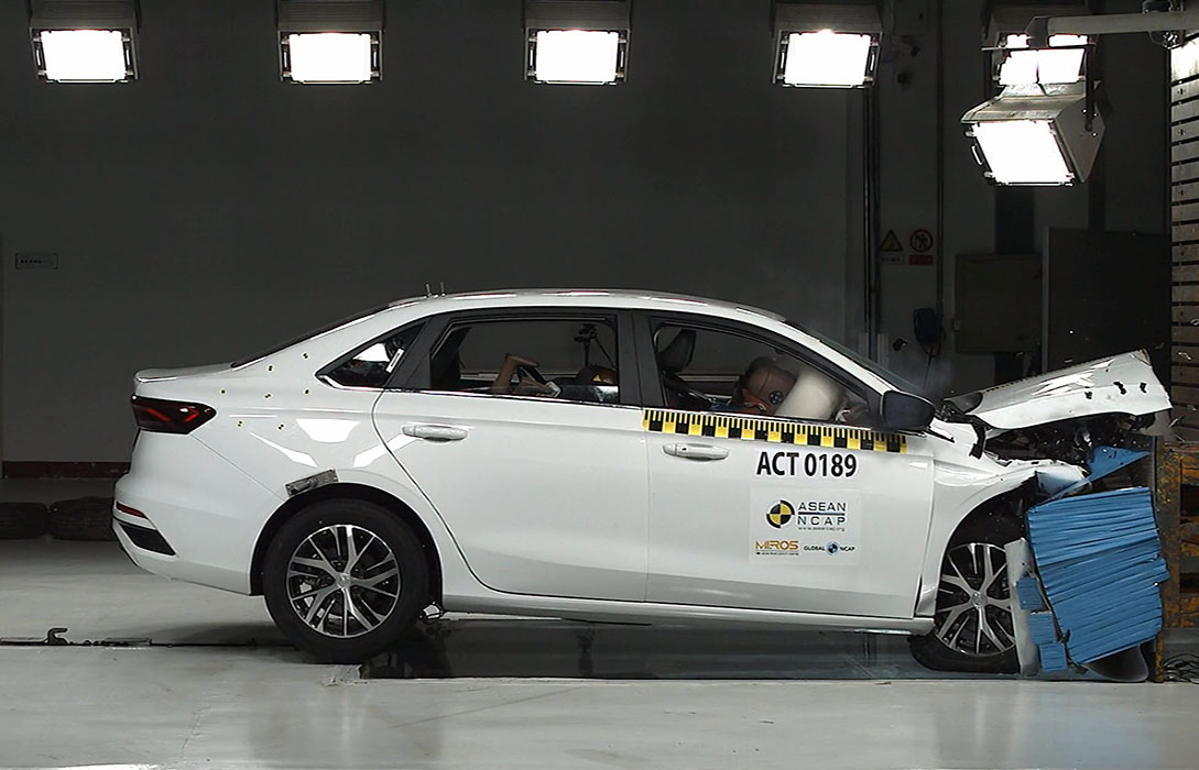PROTON PROTON S70