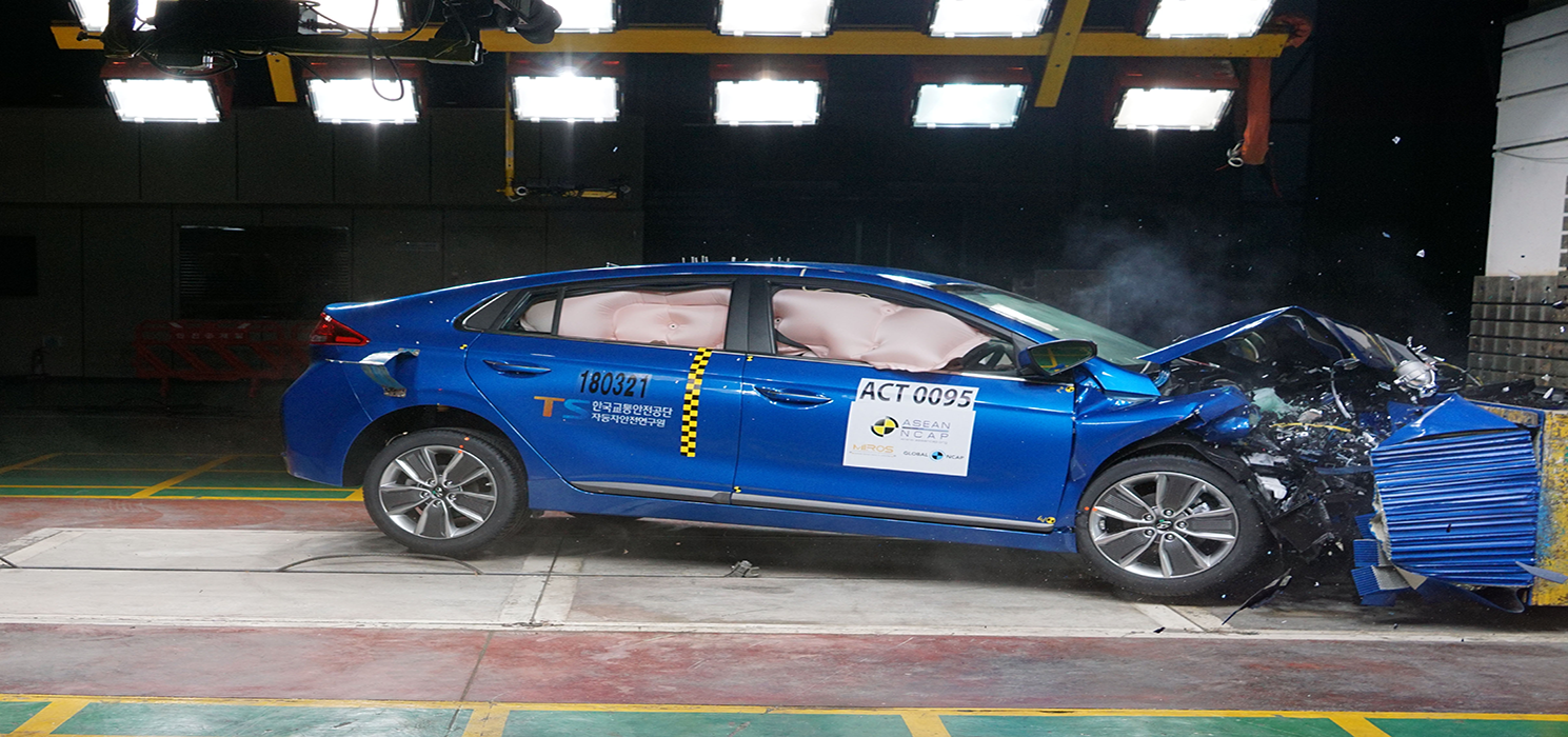 HYUNDAI HYUNDAI IONIQ HYBRID