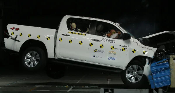TOYOTA TOYOTA HILUX