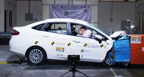 FORD FORD FIESTA