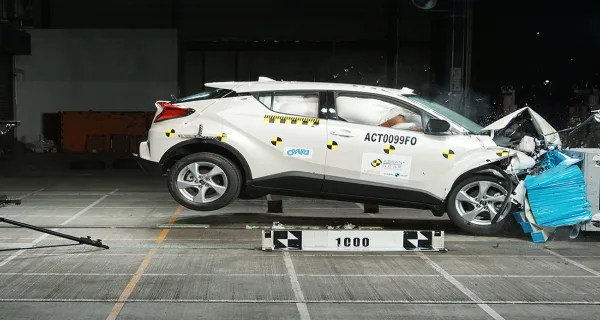 TOYOTA TOYOTA C-HR