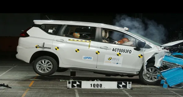 MITSUBISHI MITSUBISHI XPANDER