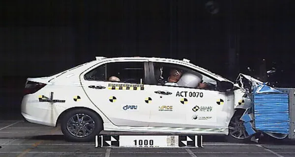 PERODUA PERODUA BEZZA